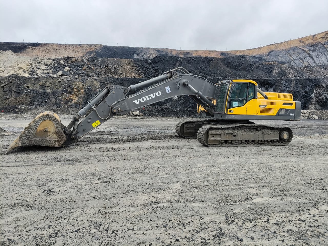 Volvo EC 480D Excavator