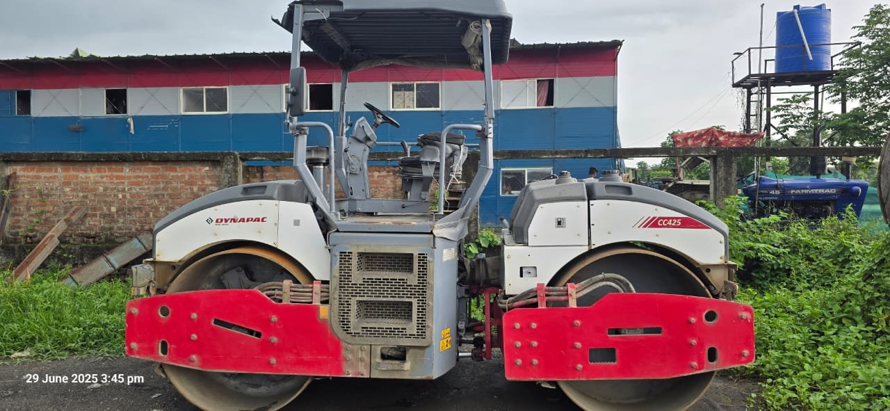 Dynapac CC 425 Roller