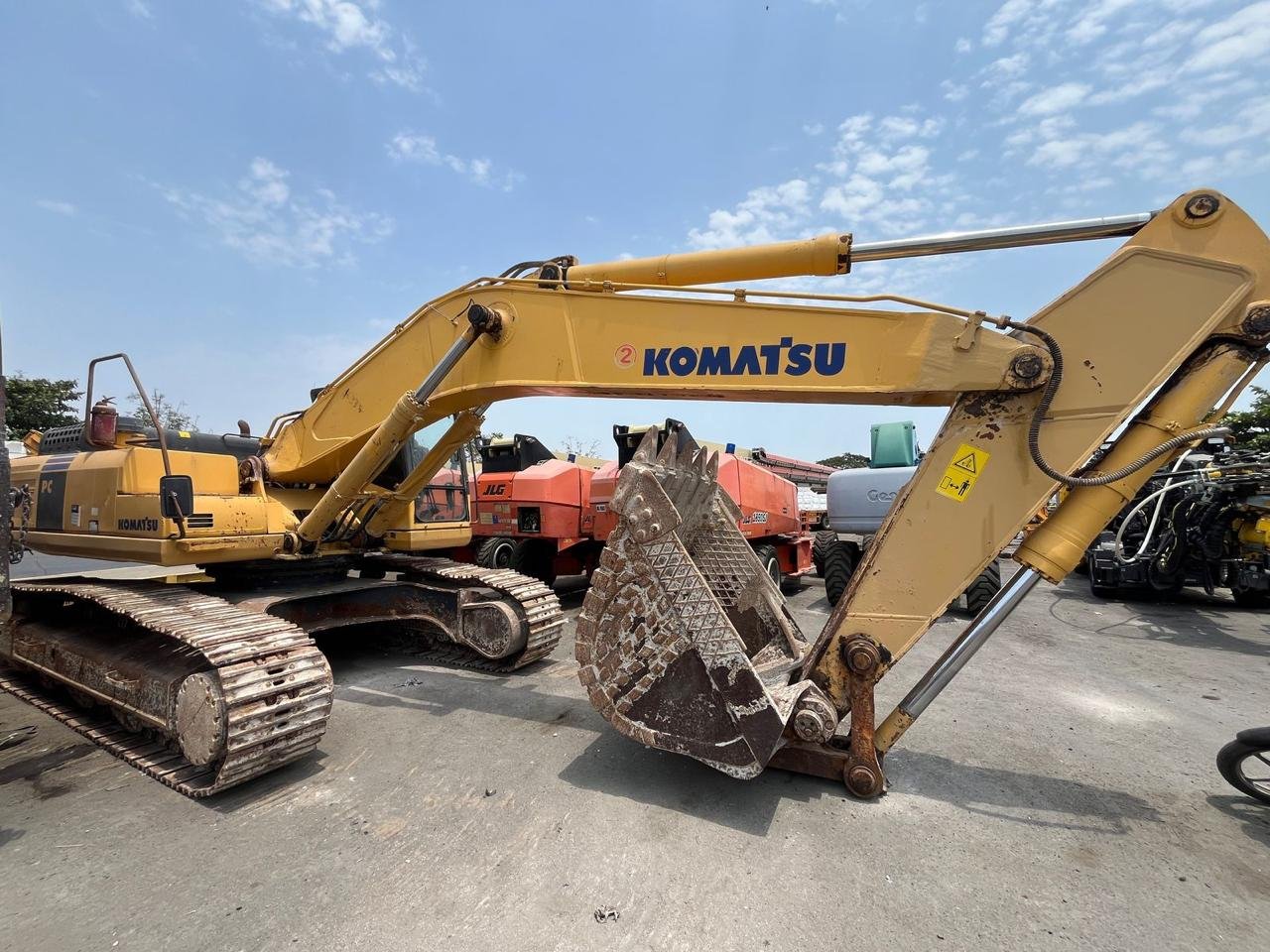 Komatsu PC450LC 